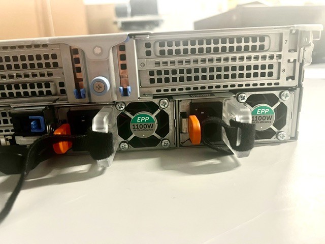 Dell PowerEdge R740xd 24-Bay NVMe Server 2x Gold 6150 36-cores, 128GB RAM+ Rail