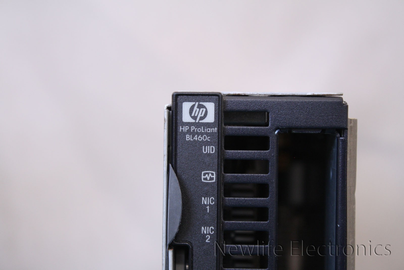 HP 447707-B21 ProLiant BL460c Server Blade (2 x 3.16GHz CPU/16GB RAM/No Drives)