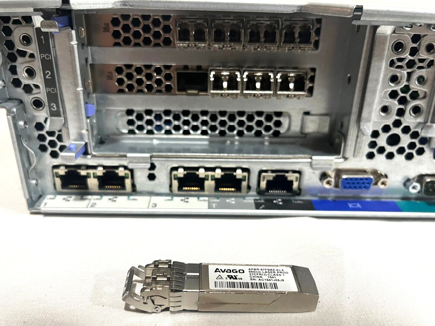 IBM SAN Controller 2U Intel 16-Core 3.4GHz CPU 64GB RAM 8x 16Gb FC 2x 750W PSUs