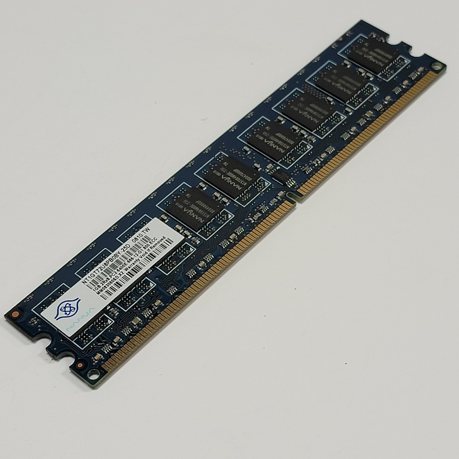 Nanya 1GB 2Rx8 PC2-6400E ECC NT1GT72U8PB0BY-25D from Dell PowerEdge R200 SVP