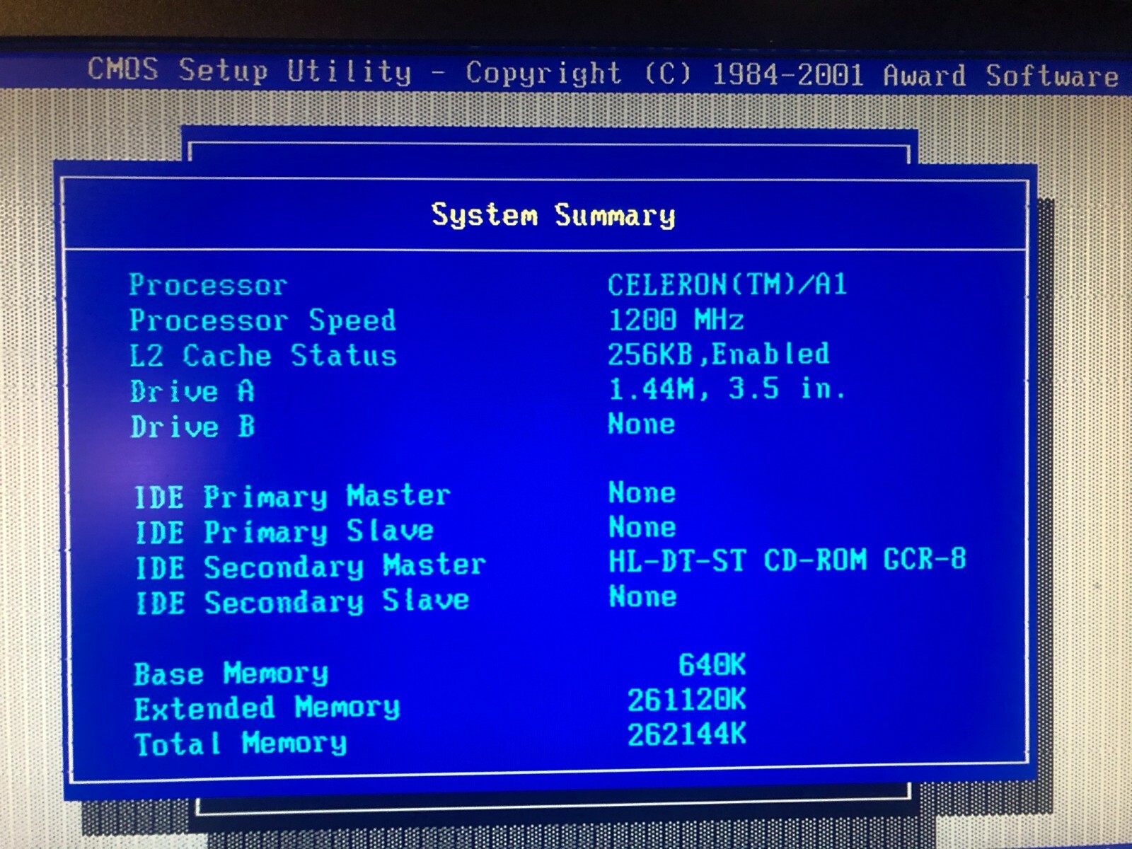 IBM eServer 8481 31x Celeron 1300Mhz