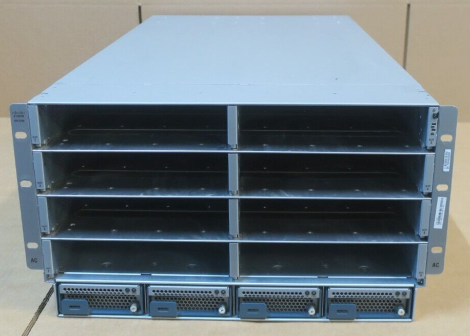 Cisco UCS 5108 Blade Server Chassis 4xPSU 2x Fabric Extender UCS-IOM-2208XP