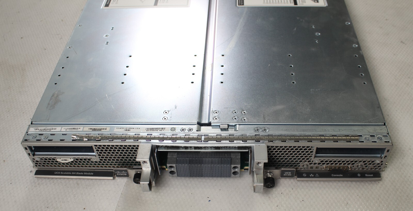 Cisco UCS EX M4 Scalable M4 Server UCSB-EX-M4-2 V05 68-5704-05 No RAM No CPU