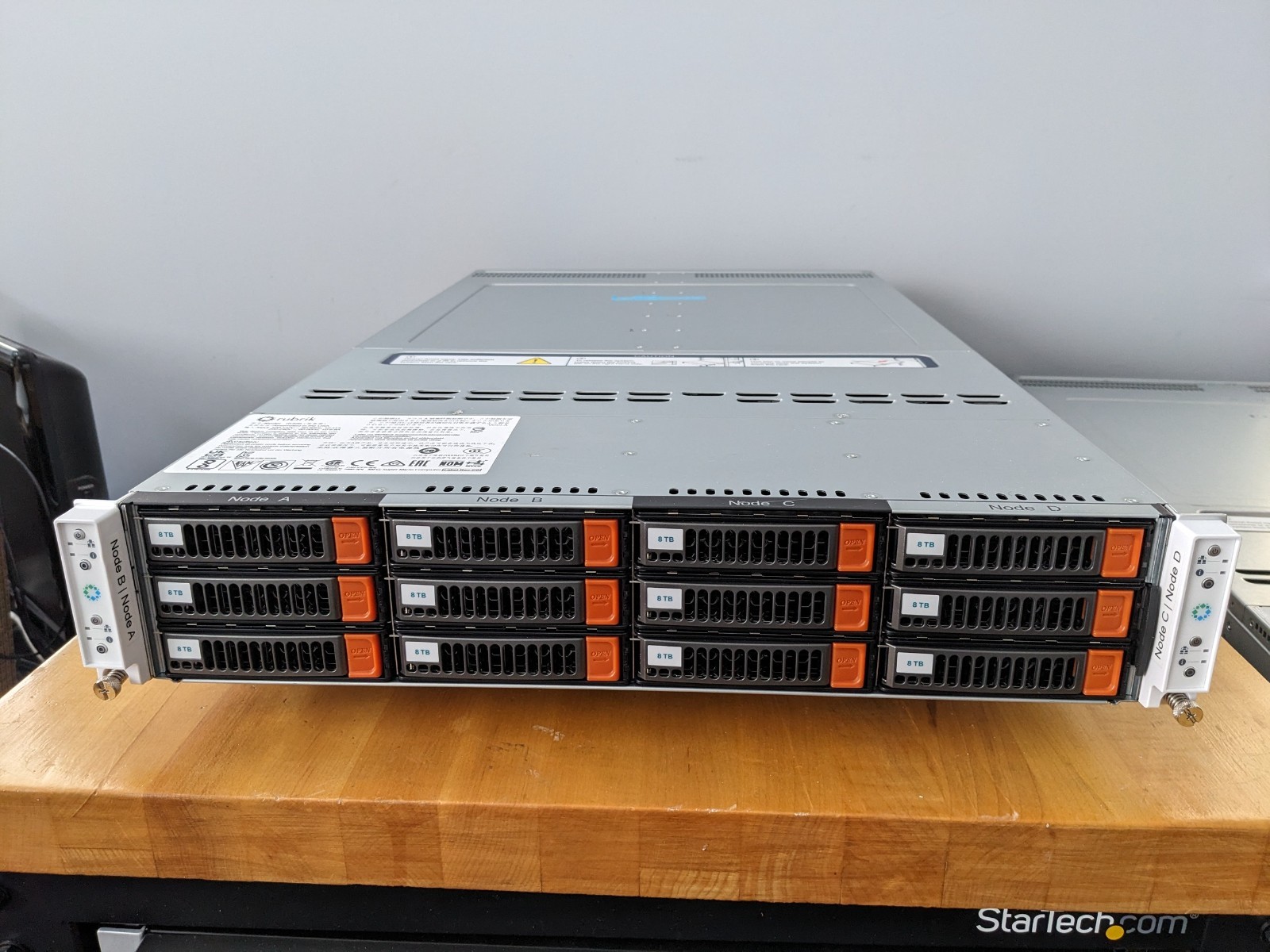 Rubrik R6408 Supermicro X11DPT-B Intel 4210 4x Node 2U Server CSE-827 w/ Trays