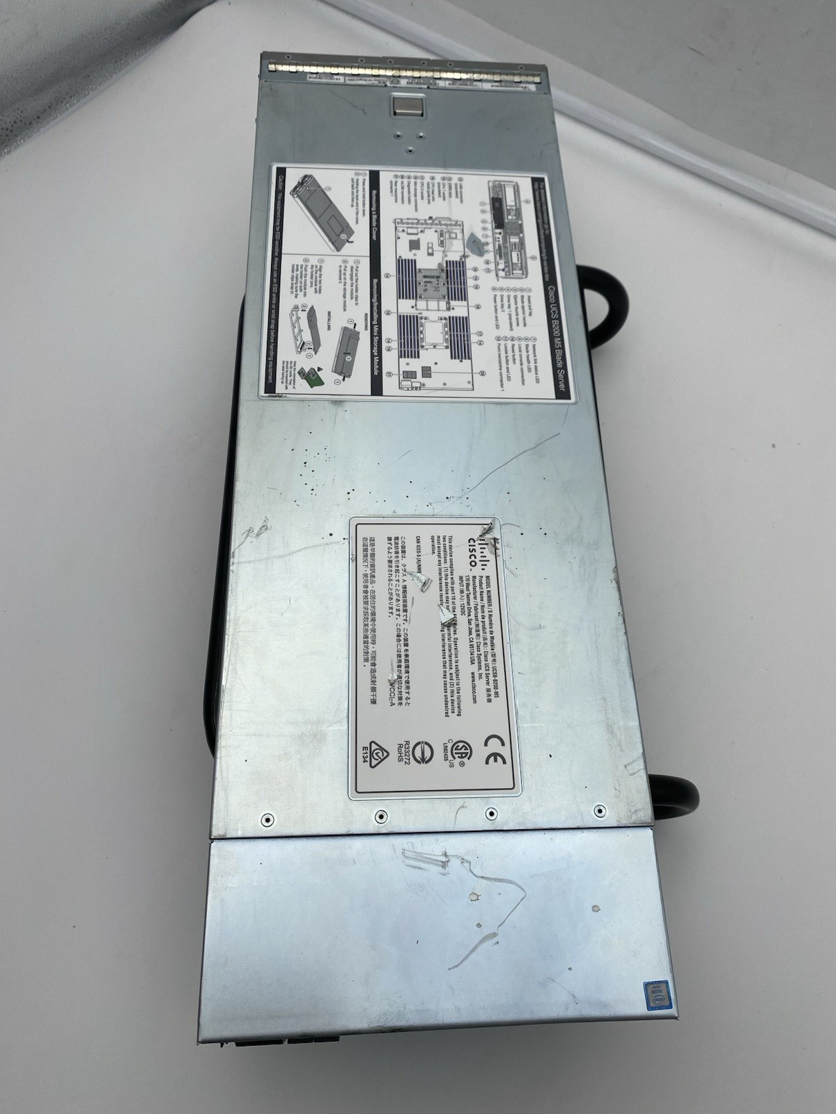 Cisco UCS B200 M5 Server Blade 2x Xeon Silver 4108 SR3GJ 1.80GHZ No RAM