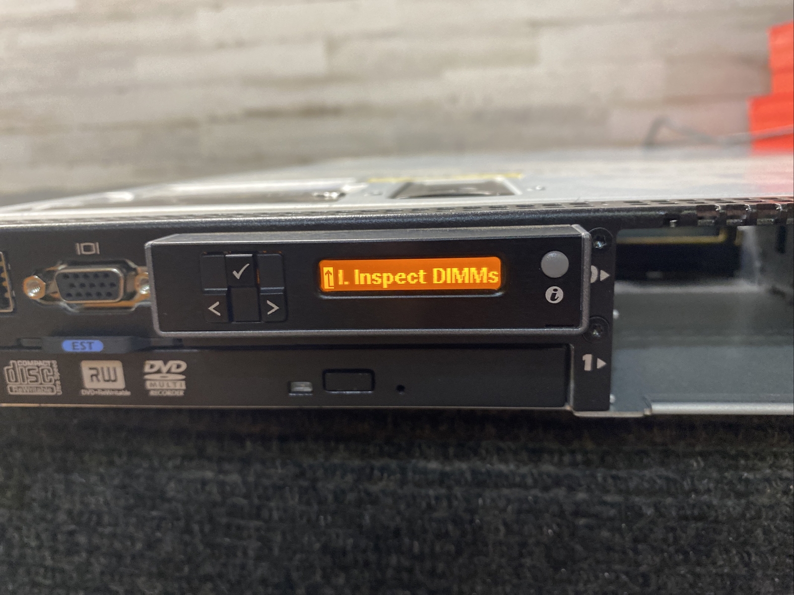 *FOR PARTS* Dell E01S PowerEdge Server, Intel Xeon