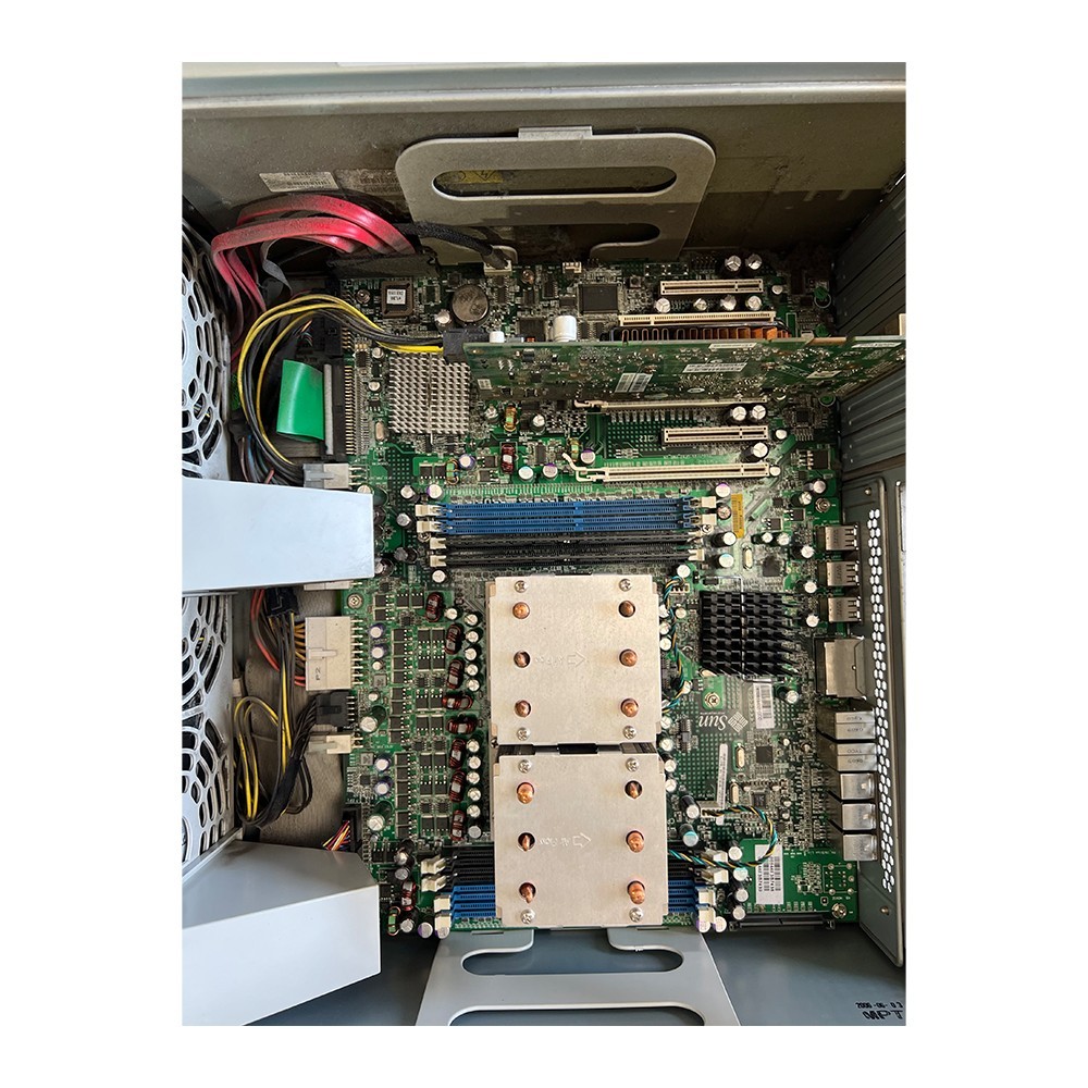 Sun Ultra 40 M2 Workstation Opteron 2222 3.0GHz 8GB RAM Quadro FX370 U320 SCSI