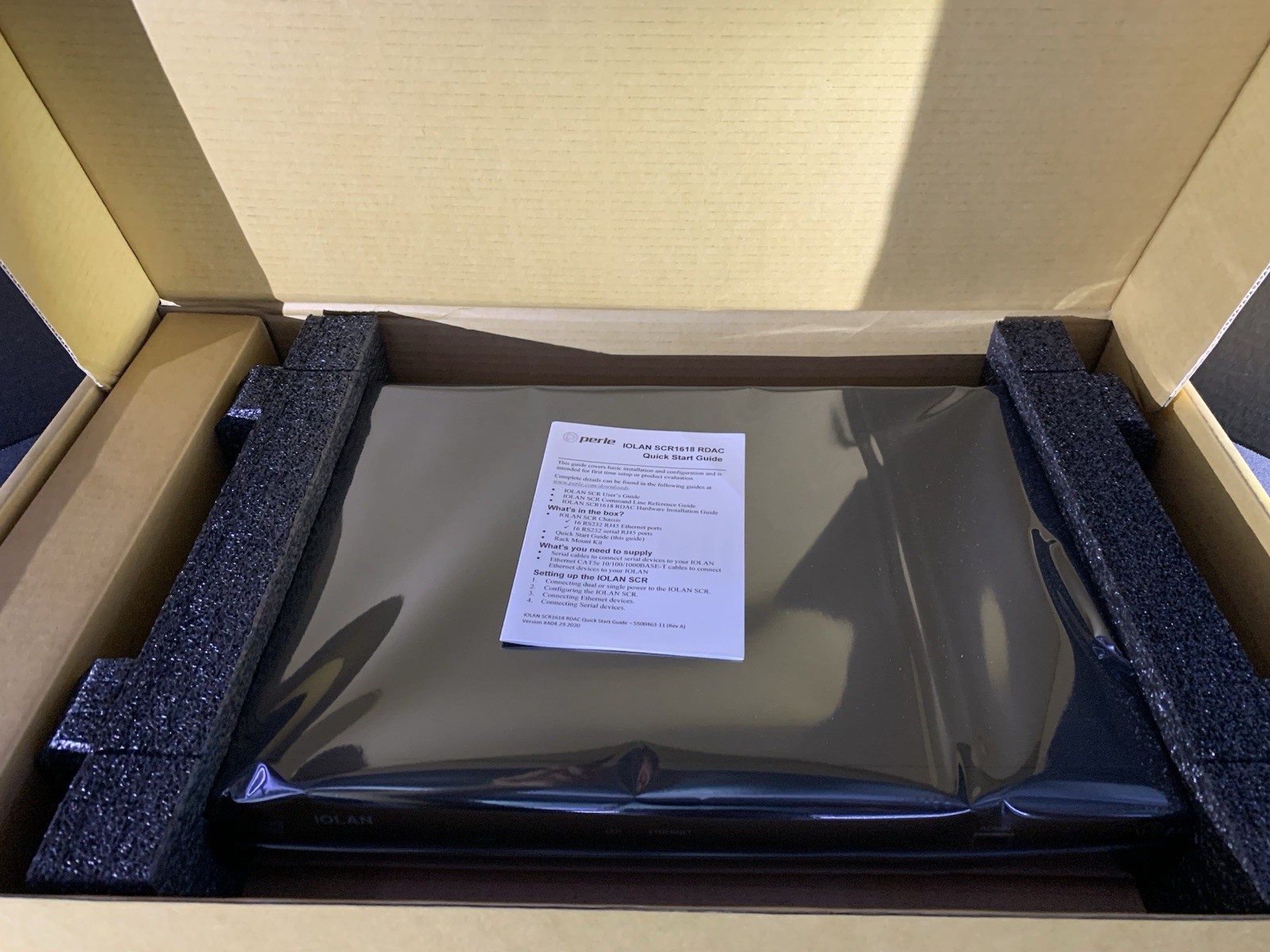 Perle IOLAN SCR1618 RDAC Secure Console Server All-In-One 16x RS232 RJ45 Router