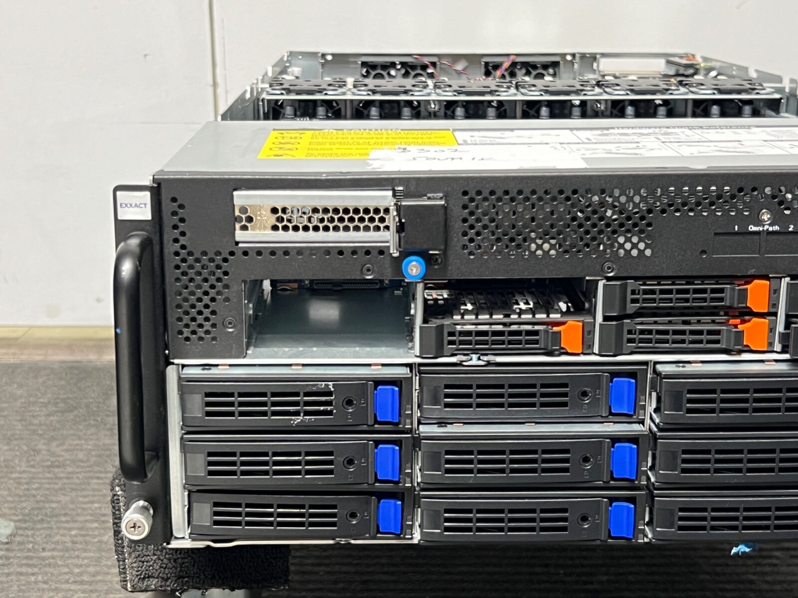 GIGABYTE G481-HA0 Barebone Disk Array / Server No CPU/RAM/HDD w 2x Heatsync