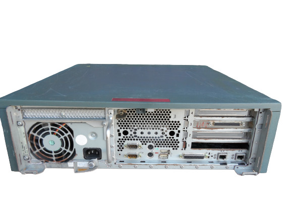 HP Compaq DEC AlphaServer 3X-73BAA-AA Alpha Server DS10 EV67 / 600MHz FDD CDROM