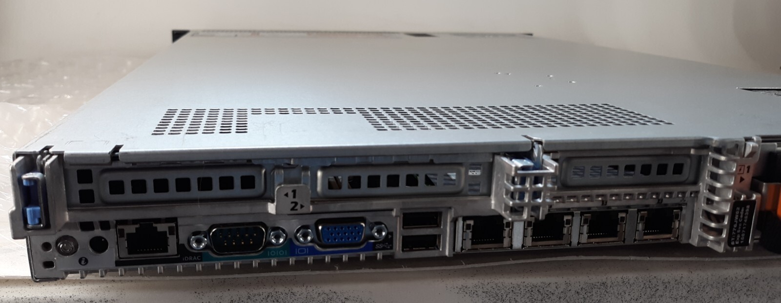 Dell PowerEdge R620 Server 2x Intel Xeon E5-2609 V3 NO RAM + HDD + CADDIES