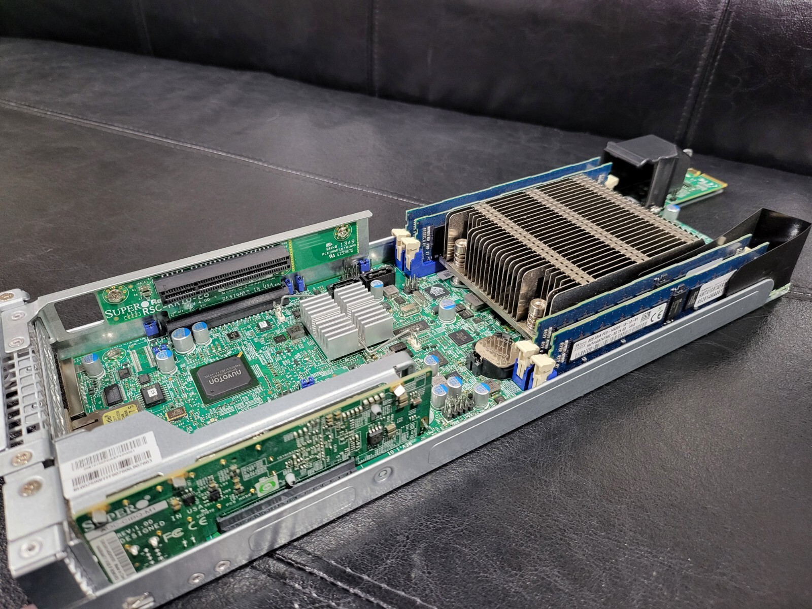 SuperMicro SuperServer 5037MR-H8TRF 8-Node 3U MicroCloud Server w/ Rack Rail Kit