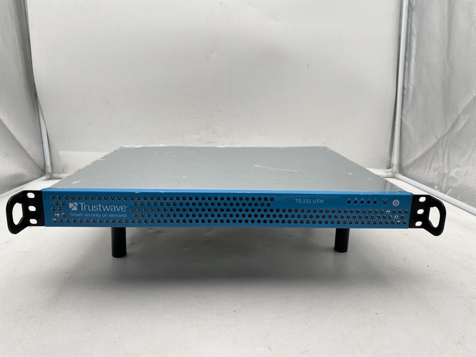 TRUSTWAVE TS-151 UTM – 1 Network Access Control CSE-512 w/ 8GB Ram & 32GB SSD