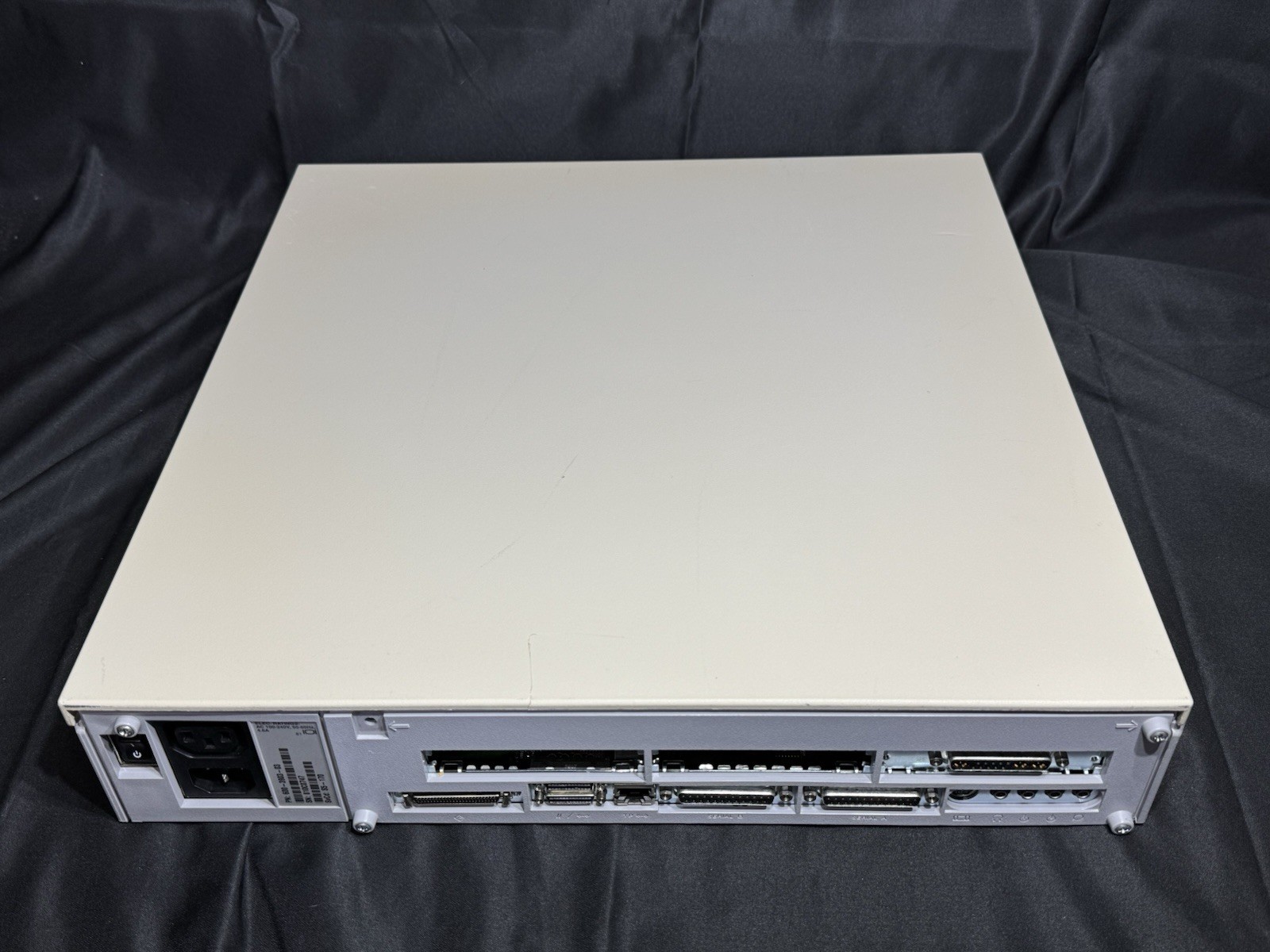 SPARCstation 5 – 170MHz Workstation, 128MB RAM (4x 32MB DIMMs) 2.1GB HDD, TGX