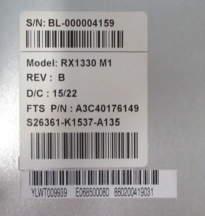 Fujitsu Primergy RX1330 M1 Xeon E3-1200V3 Family + 4xDIMM 4x 2.5″ Bay Server CTO
