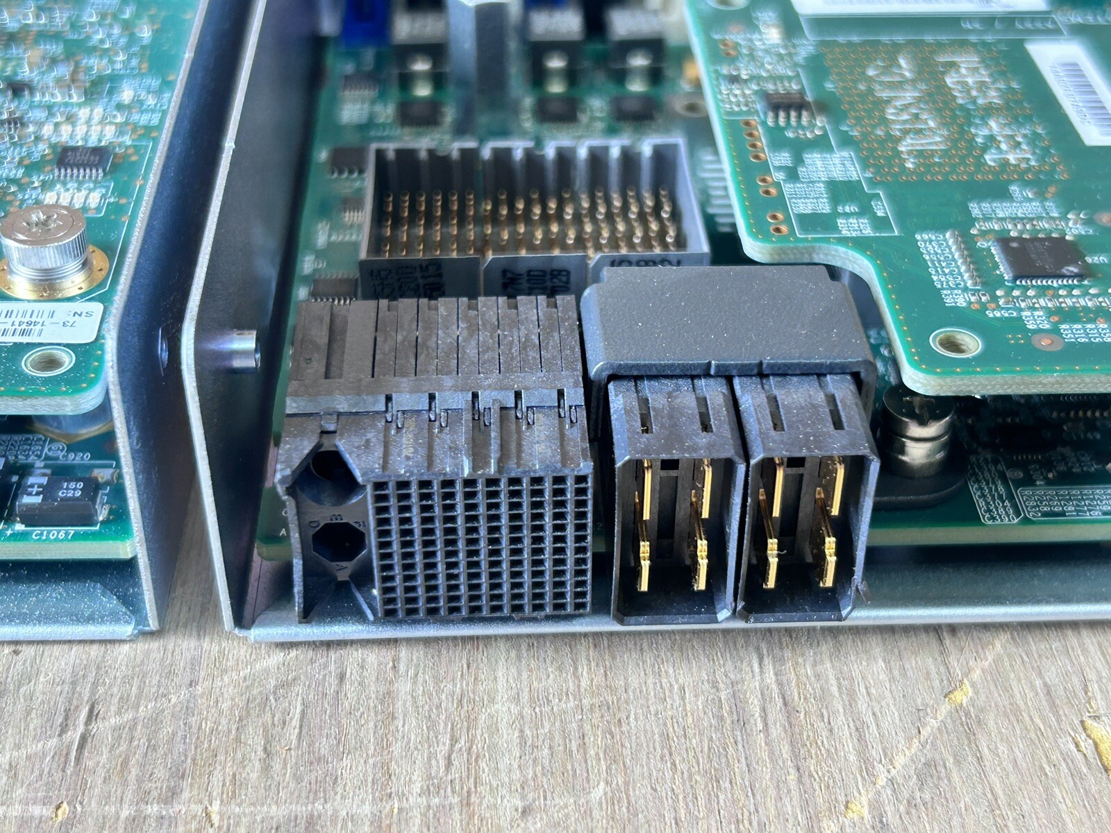 Lot of (2) Cisco UCSB200 M3 Blade Server UCSB-B200-M3 V03 NO RAM