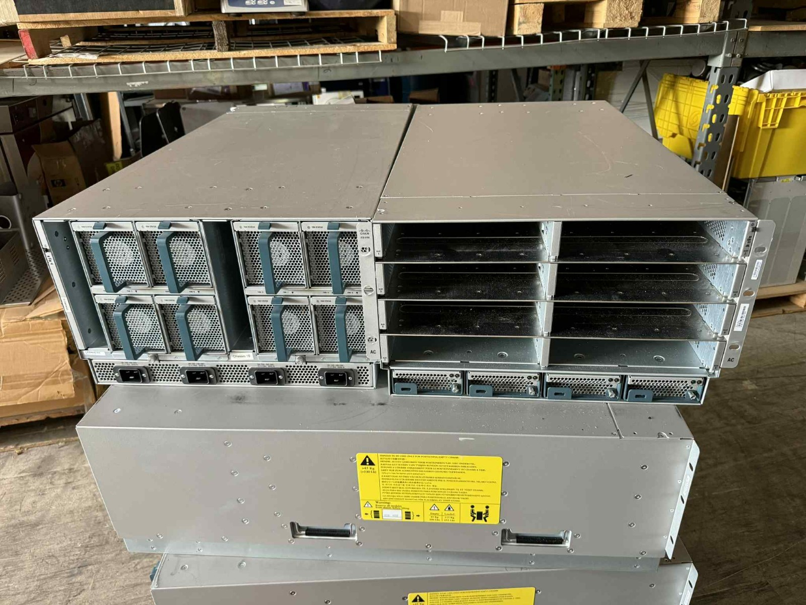 Lot 8 Cisco UCSB-5108-AC2 6RU Blade Server Chassis 4PS 8 FANS BAREBONE