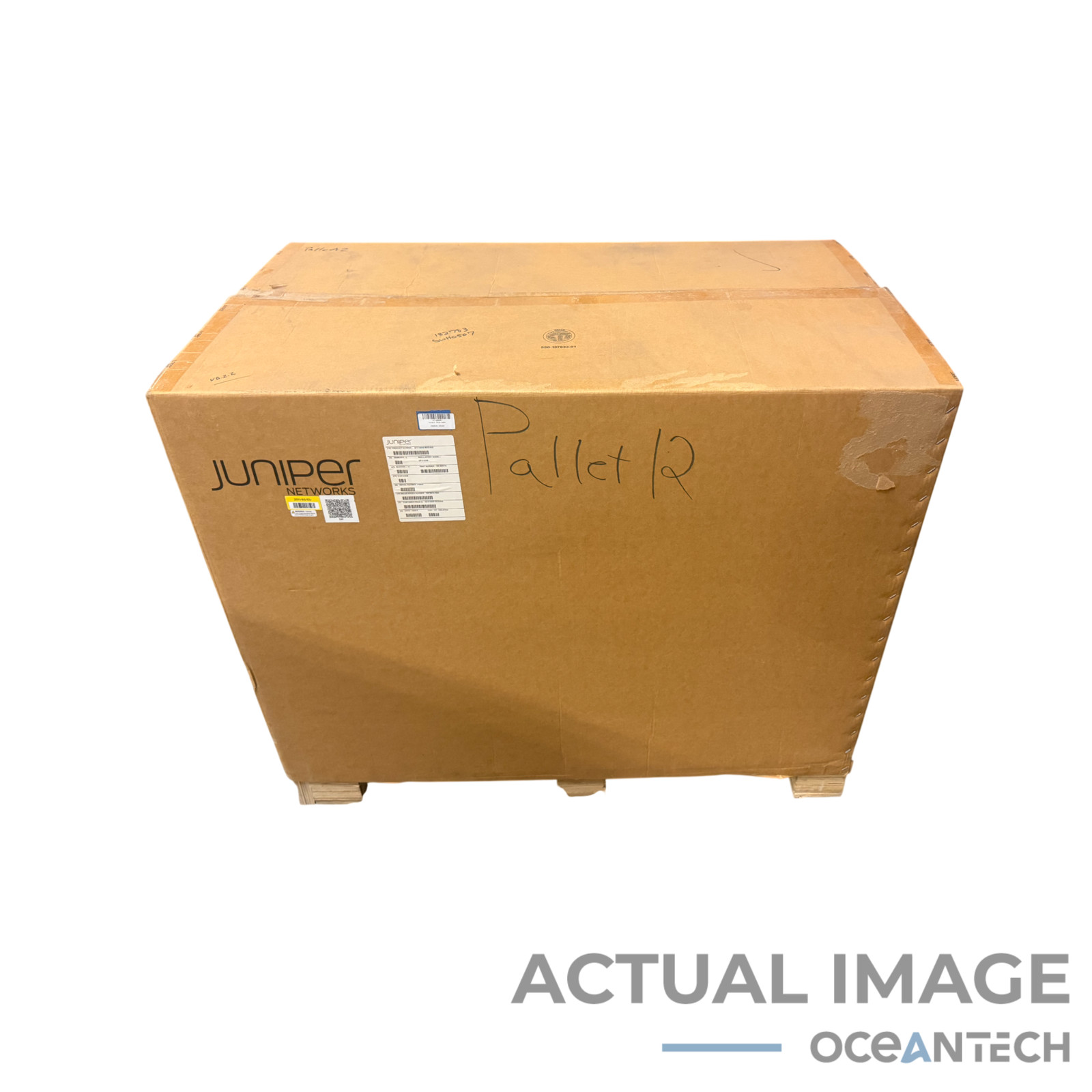 New/Open Box Juniper QFX10008 2x QFX10000-RE 6x QFX10008-SF 6x PSU W/ Rails 13U