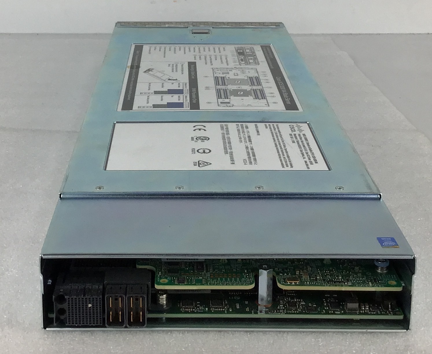 Cisco UCSB-B200-M4 Blade Server 2x CPU’s No Ram, Drives or Drive Caddies
