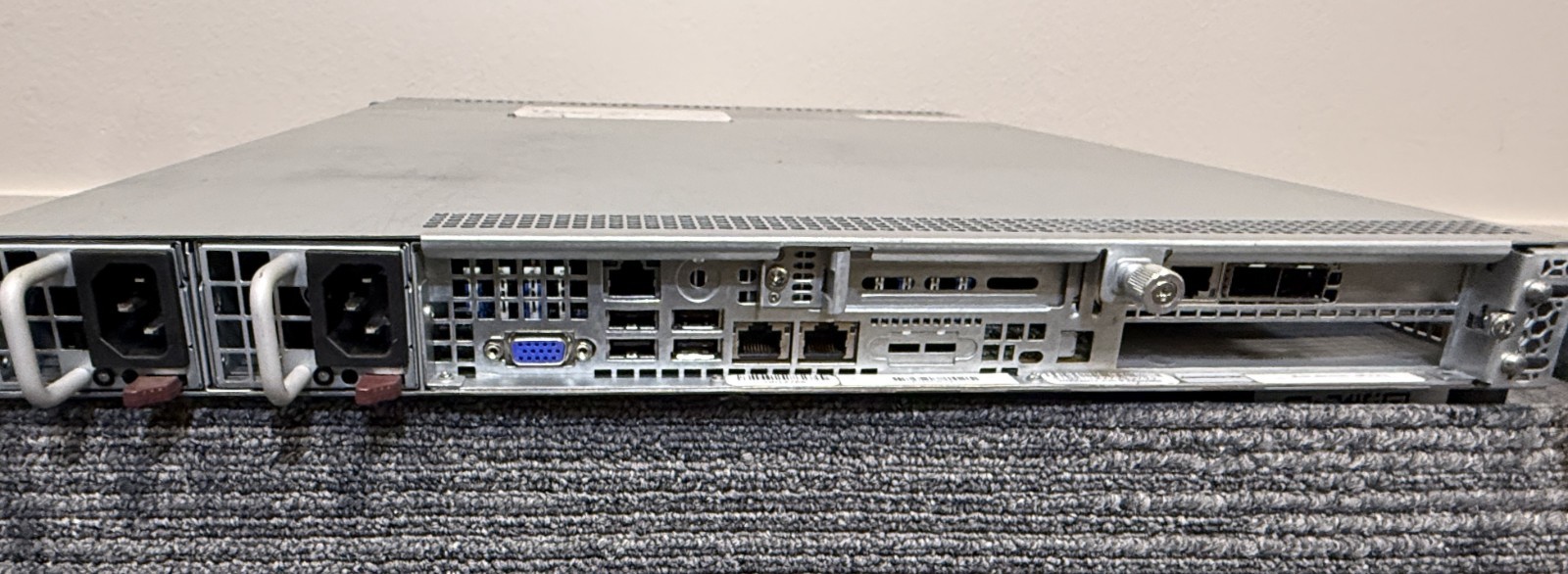 Supermicro SYS-1028R-WTNR NVMe | 2x E5-2680v4 | 64GB DDR4 |2x512GB SSD 2PSU