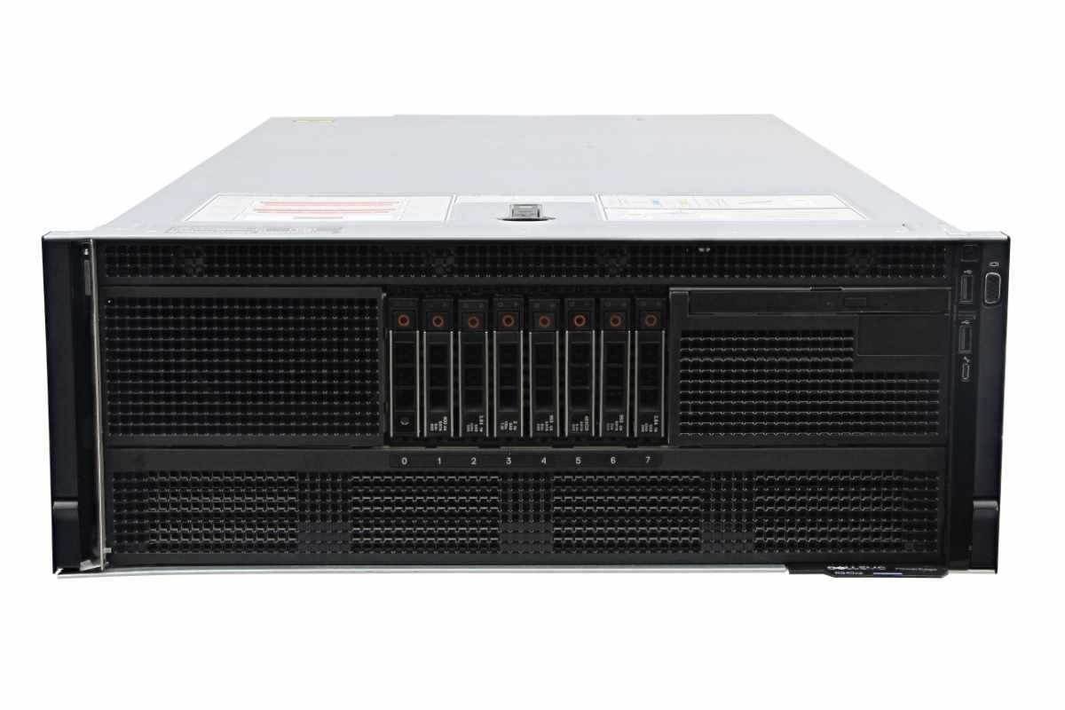 Dell PowerEdge R940xa GPU Rack Server – 4 x Gold 6230, 1.5TB RAM, 4 x RTX 4000