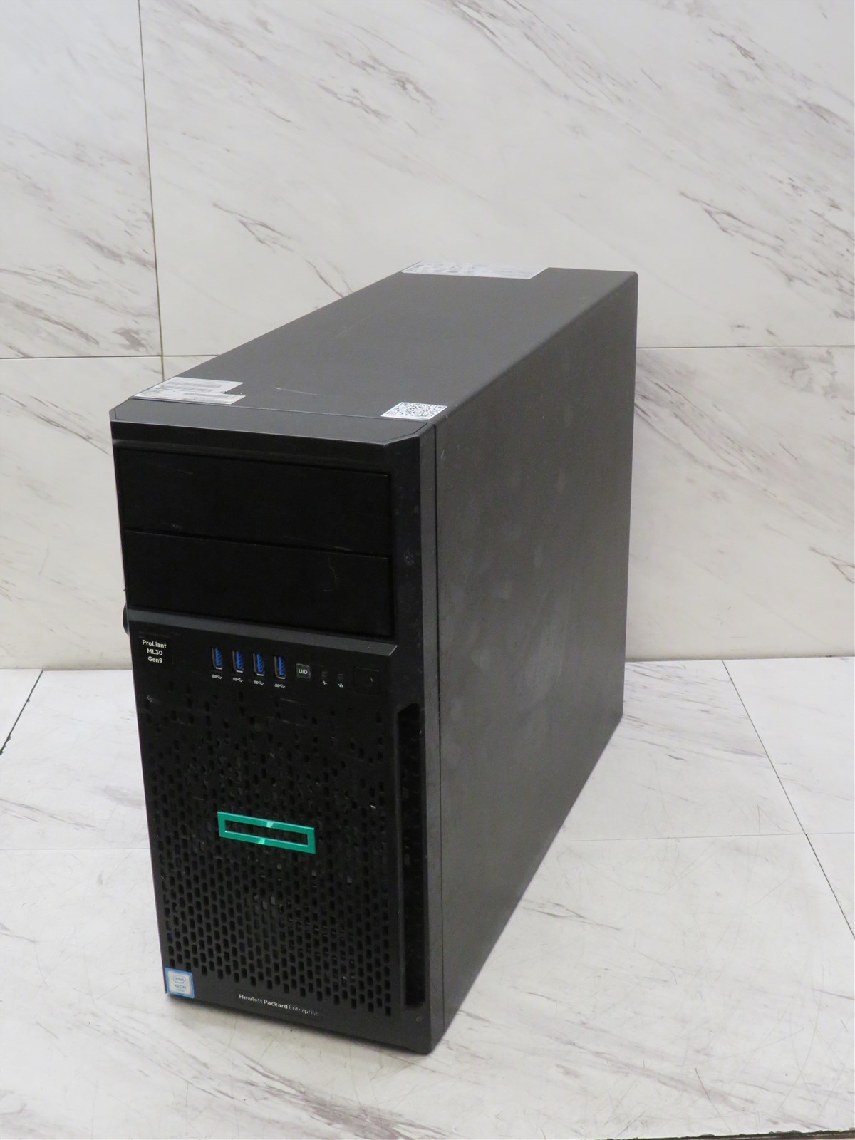 HP Proliant ML30 Gen 9 Sever Intel Xeon E3-1240L@2.1GHz 32GB RAM No Drives