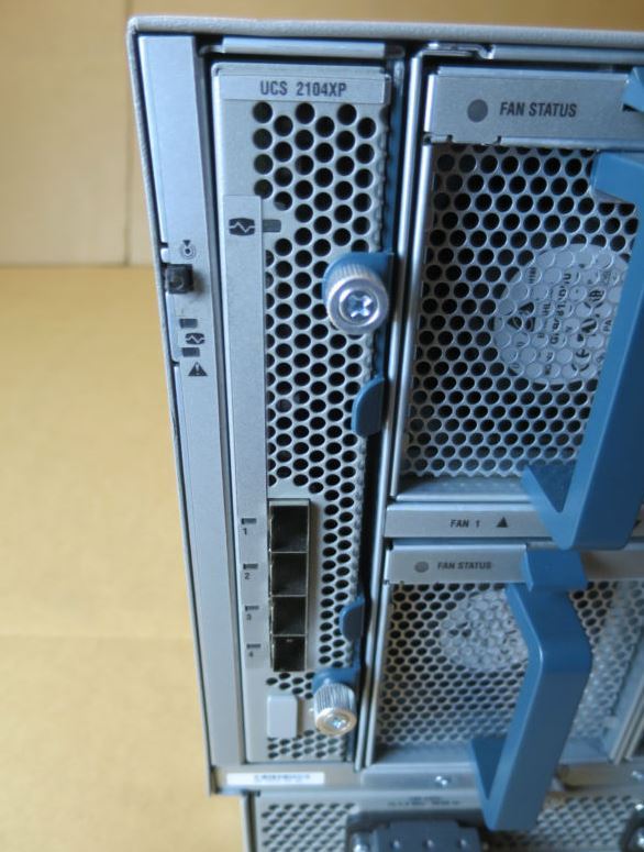 Cisco UCS5108 + 8x B200 M2 Blade Servers 16x SIX-CORE 2.40GHz,192Gb RAM,10Gb VIC