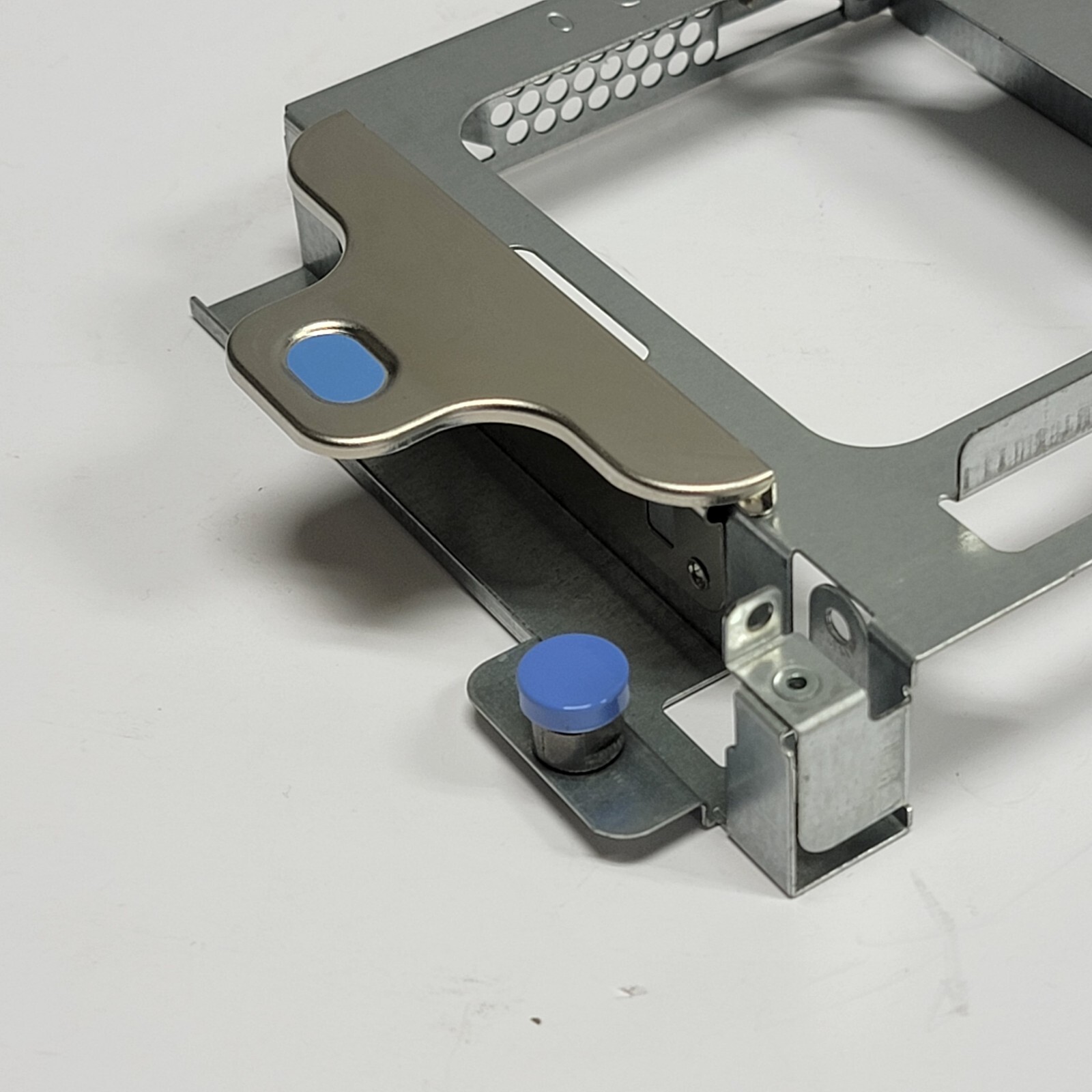HDD 0 CN-0WH657-42940-7CC-01DB HARD DRIVE SLOT DVD CADDY Dell PowerEdge R200 SVP