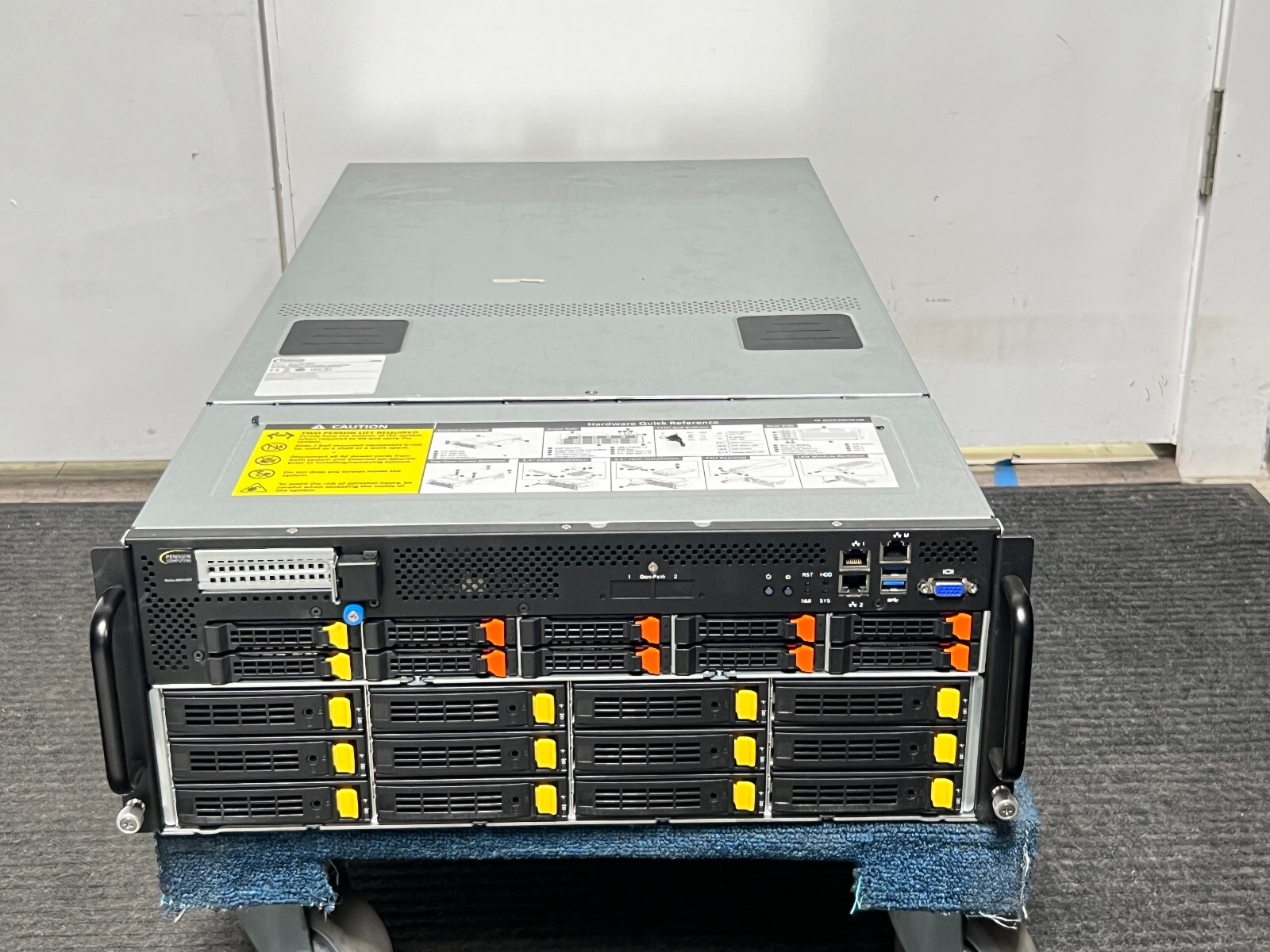 Penguin Computing Relion XE4118GT / MG61-G40 Server Barebone no CPU , RAM , HDD