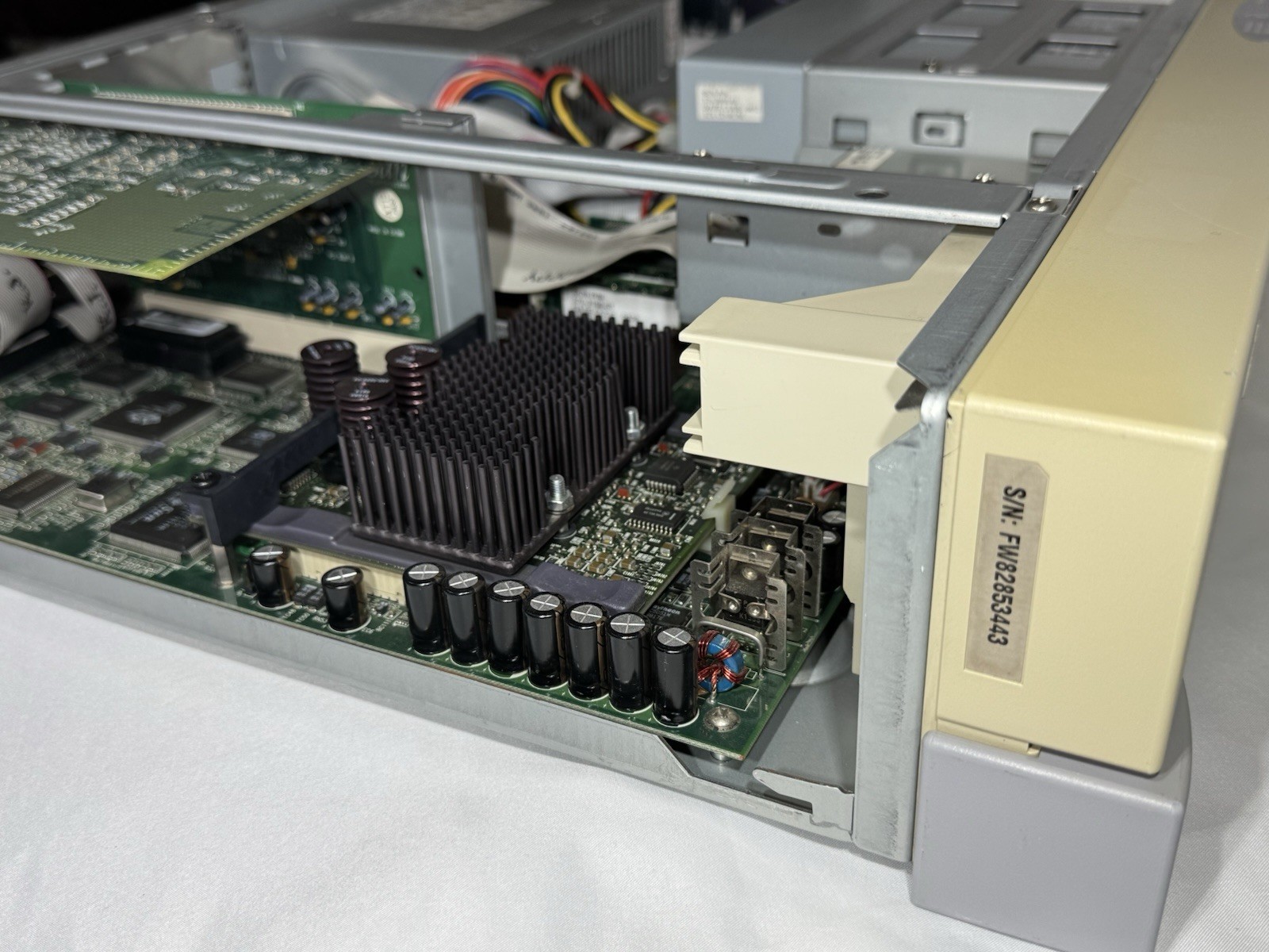 Sun Ultra 5 Workstation, 270MHz, 320MB, 20GB HDD, CD, SunFast Ethernet X1033A