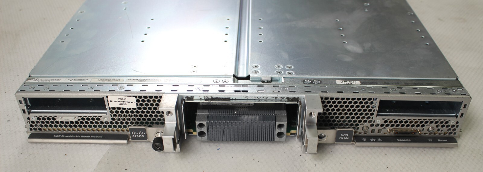 Cisco UCS EX M4 Scalable M4 Blade Server UCSB-EX-M4-2 V04 68-5704-04 No RAM, CPU