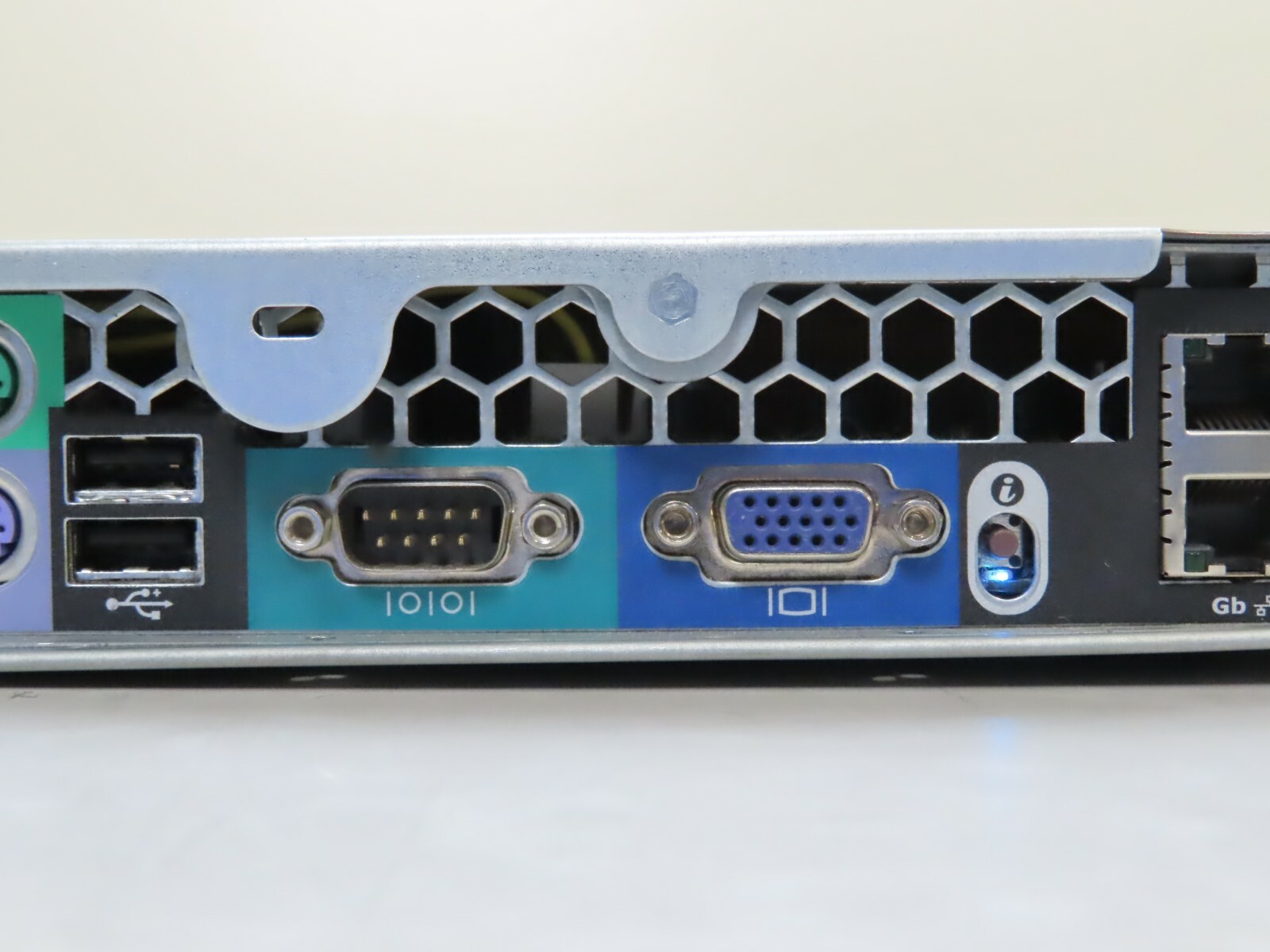Dell Poweredge R200 with 1gb ram and hard drive