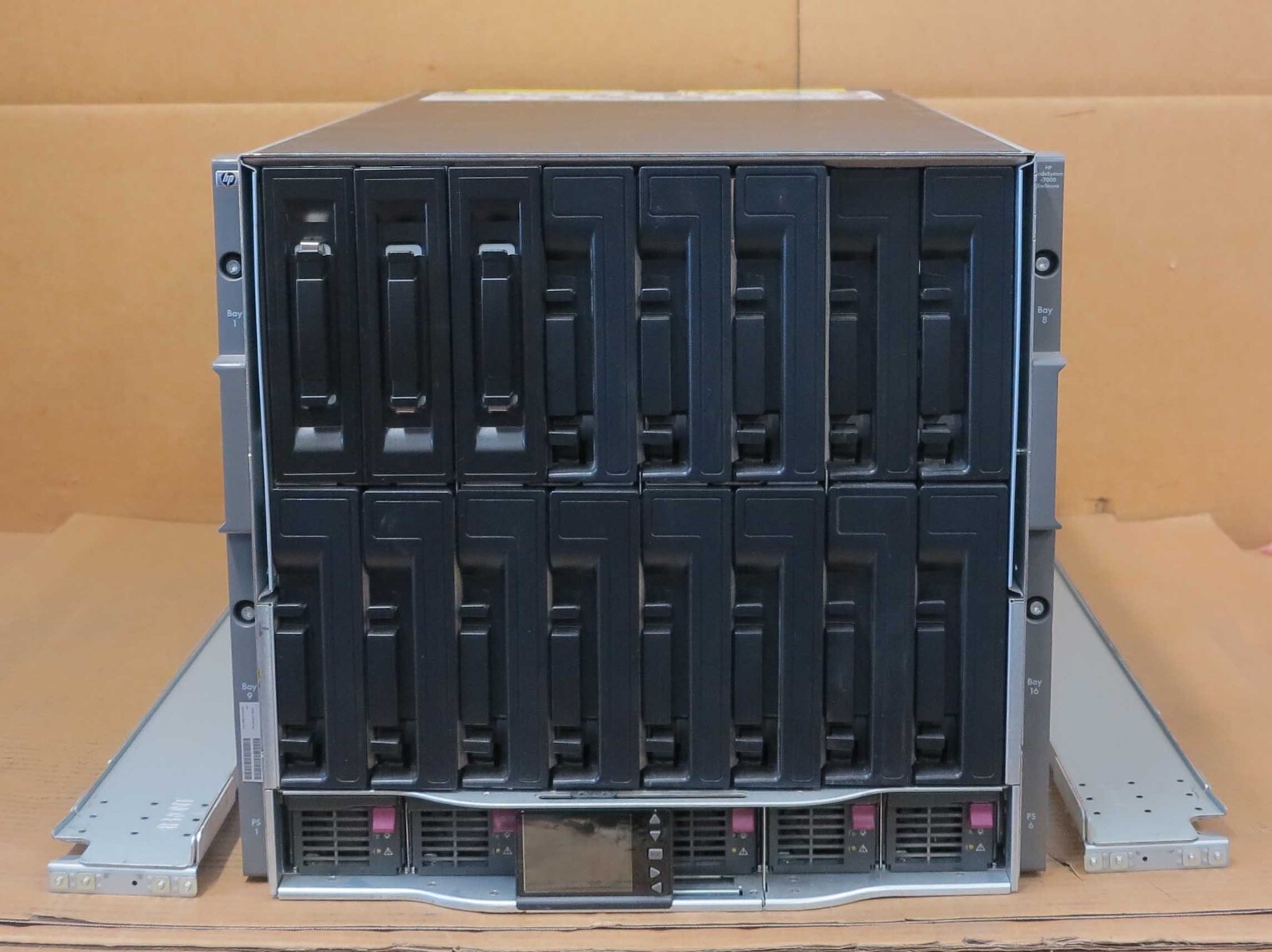 HP Blade System BL C7000 Blade Chassis 10U 6x 2450W 10x Fans 8x 1GbE Module