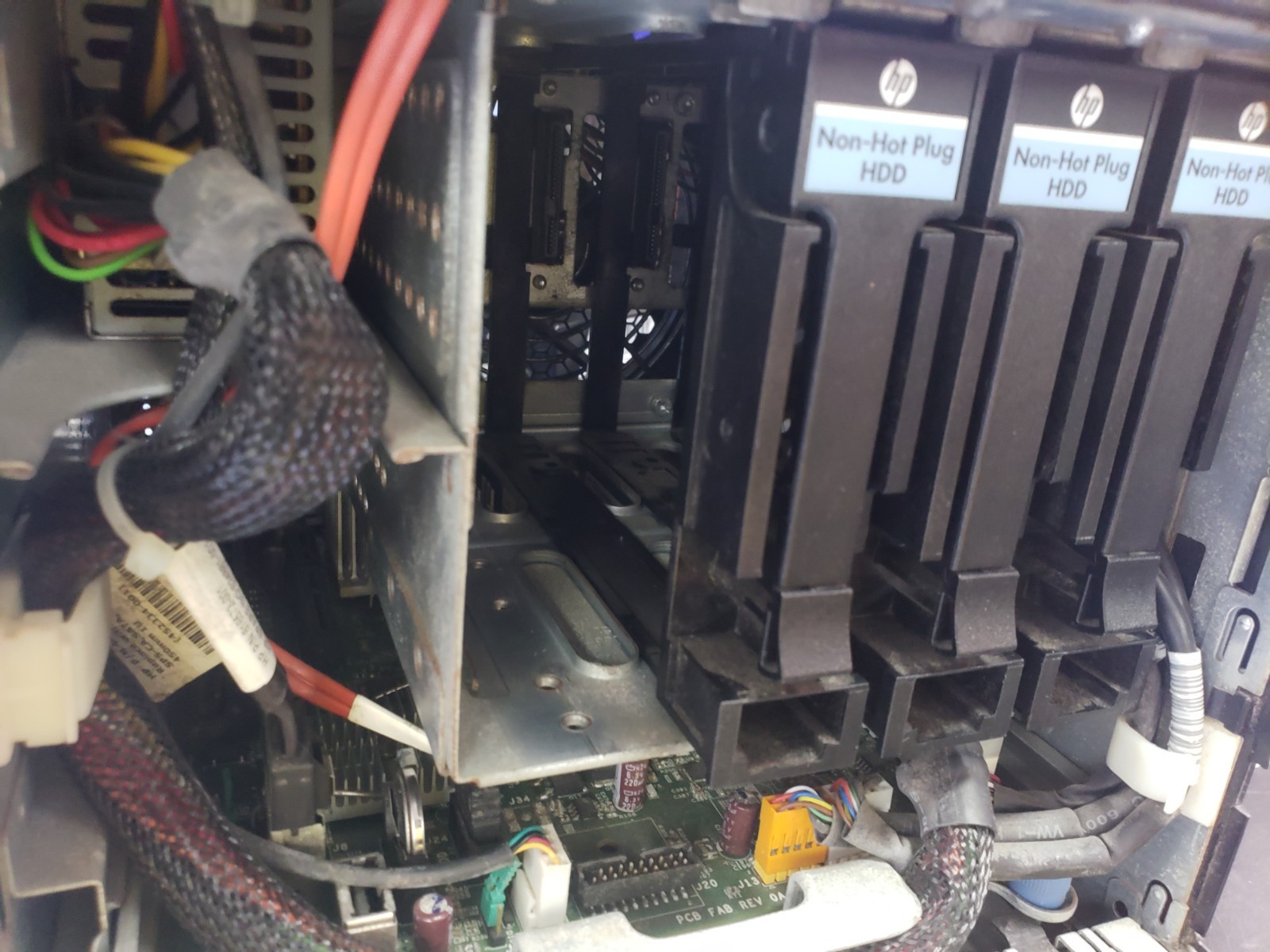 HP ProLiant HSTNS-5151 Micro server for parts no key missing front door