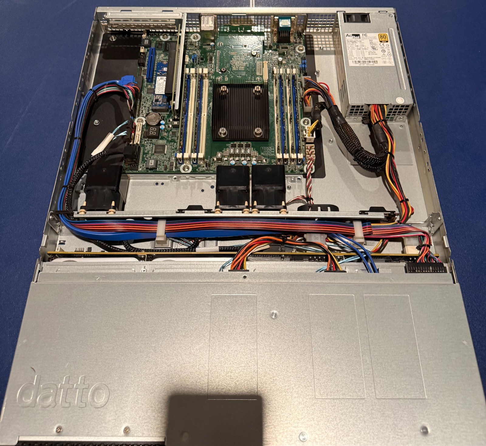 Datto Backup S4P10 – 48GB RAM, 58GB NVMe SSD, 2x 12TB HDD