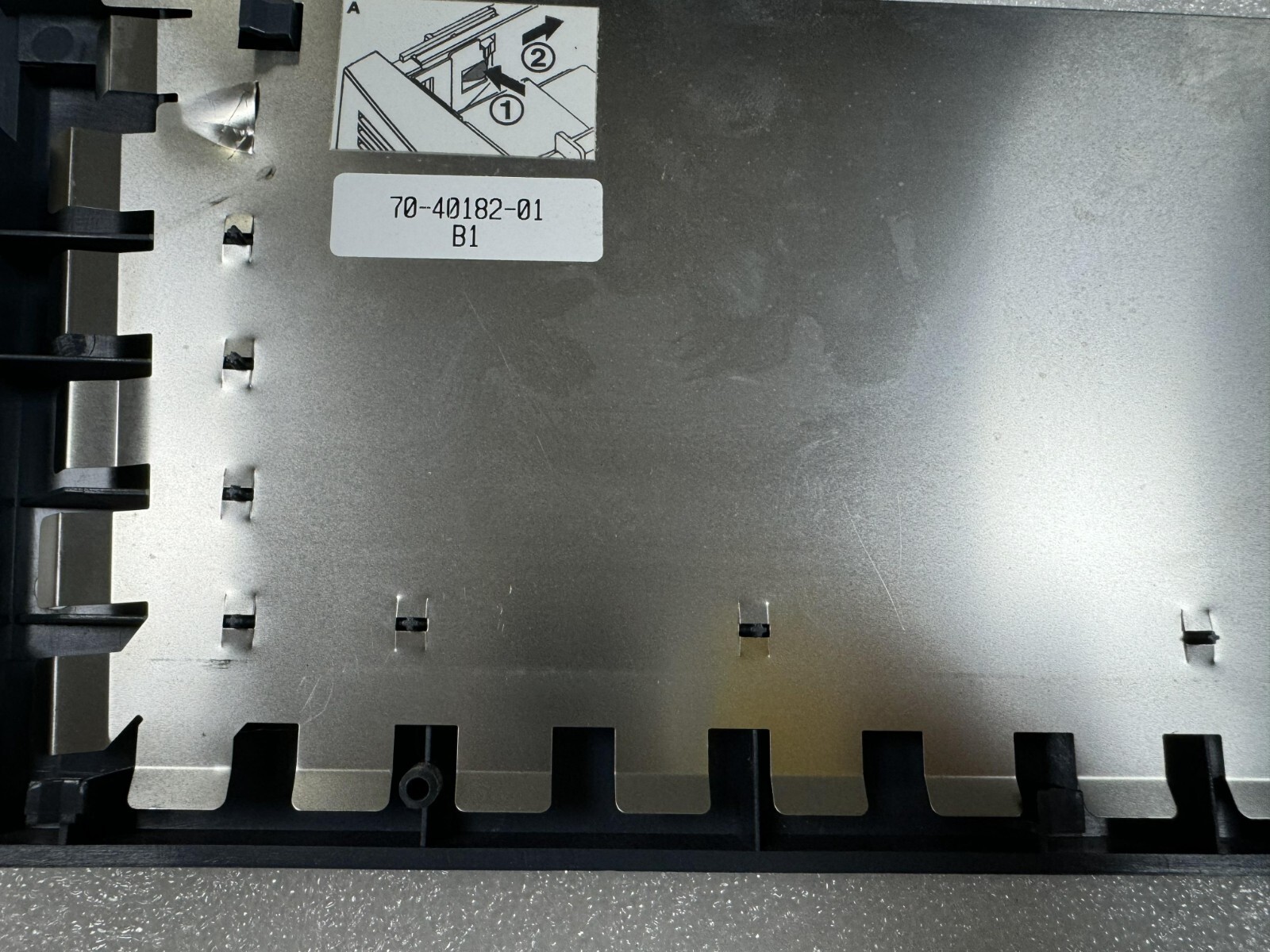 HP Compaq AlphaServer AlphaStation DS10 Left Cover 70-40182-01 B1 600Mhz 446Mhz