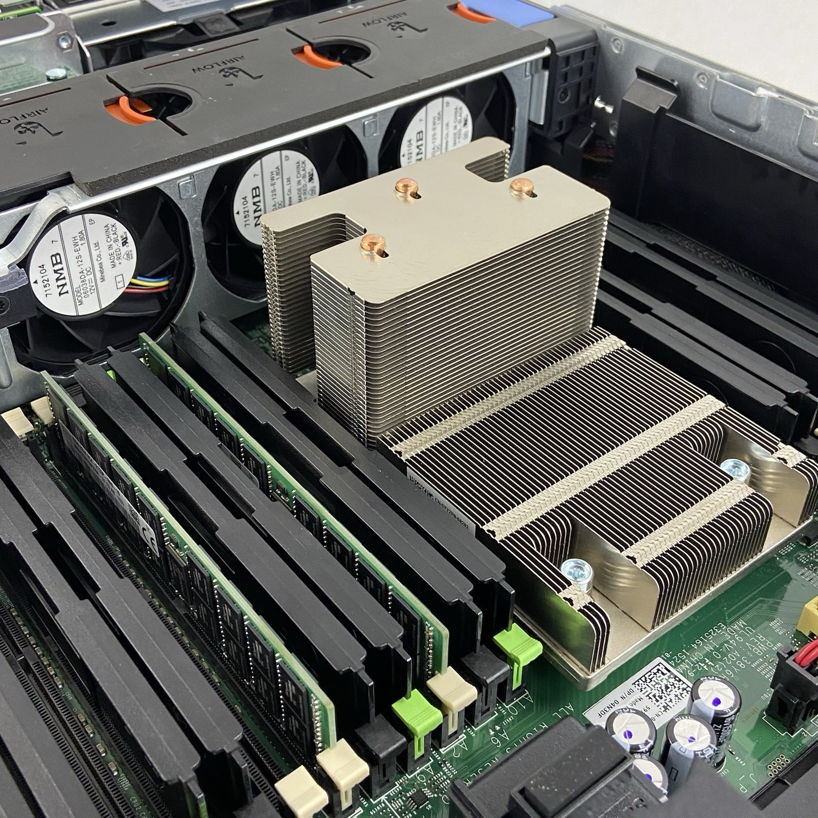 Dell Poweredge OEMR XL R730 2x E5-2620 V3 2.4 GHz 64 GB Ram H730P No OS No HDD