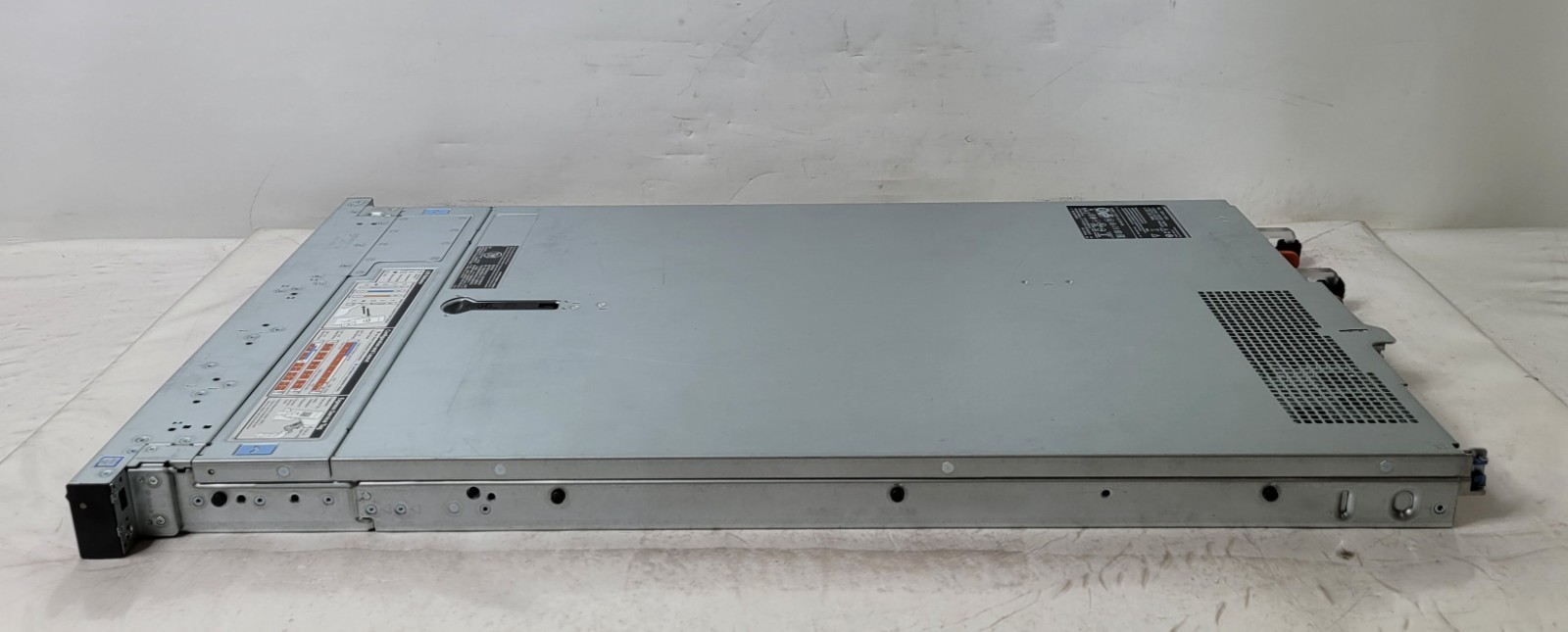 Dell EMC OEMR XL R640 Dual Xeon Silver 4216 @2.10GHz 128GB RAM No HDD H330