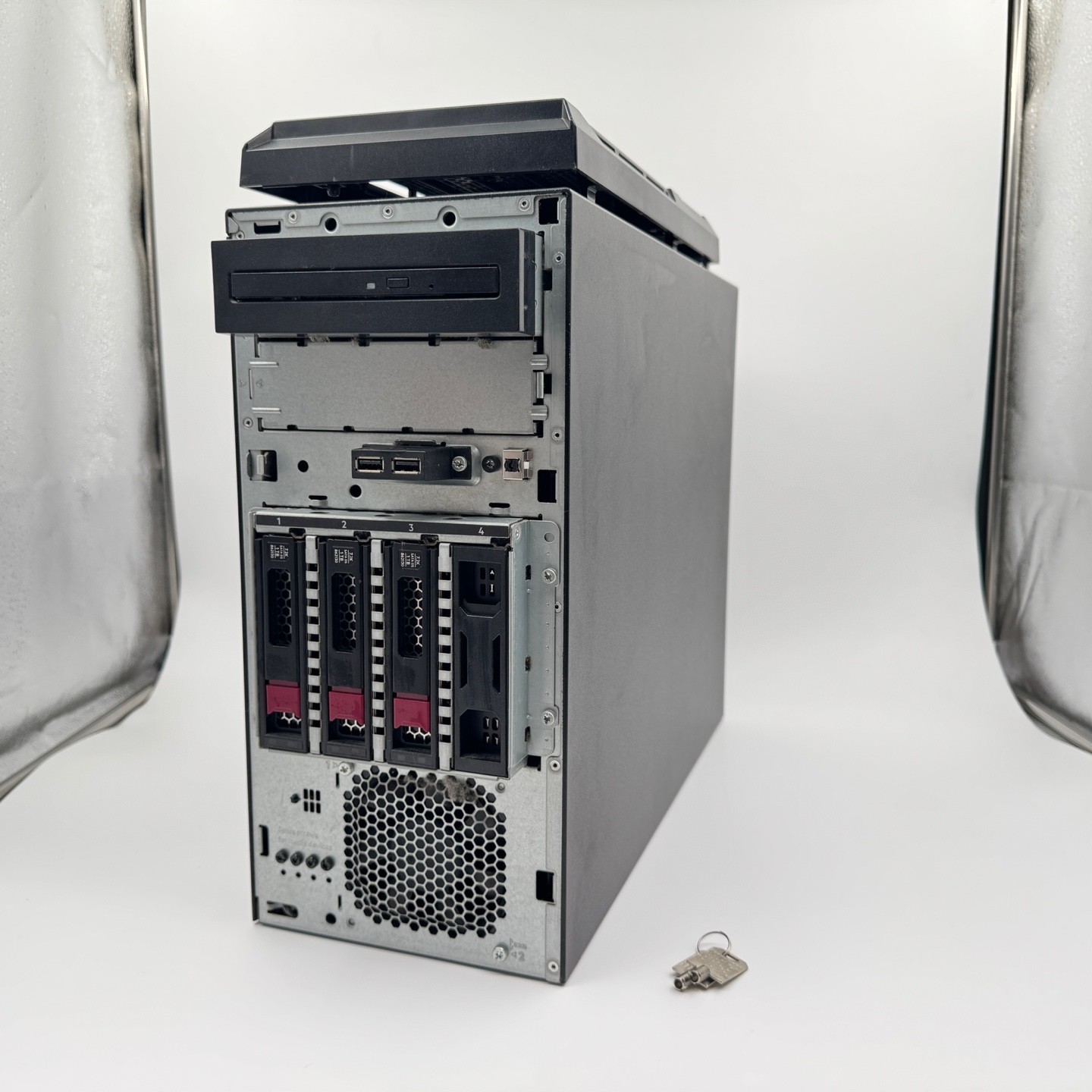 HPE ProLiant ML30 Gen10 LFF E-2224 16GB 3x 1TB P408i-p SR [SV281]