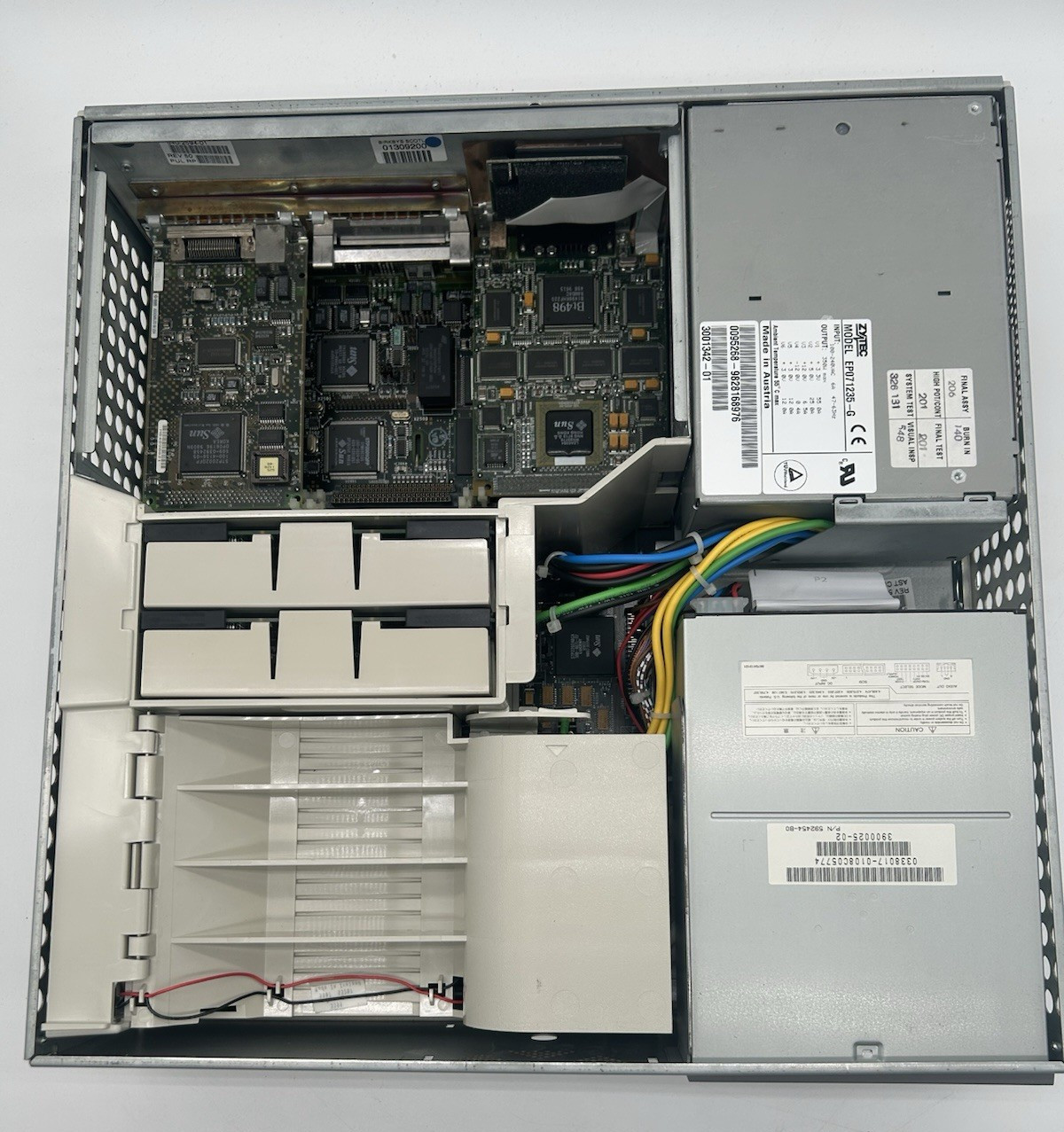 Sun Ultra 2 2X UltraSPARC-II 300MHz CPU 1GB-RAM 36GB HDD Video Card Good Tested
