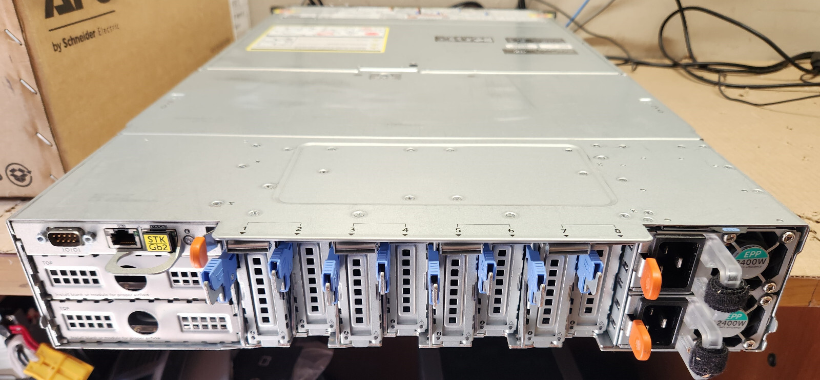 PowerEdge FX2s Server Blade Enclosure with 8 x PE FC430 E5-2609v3 32GB