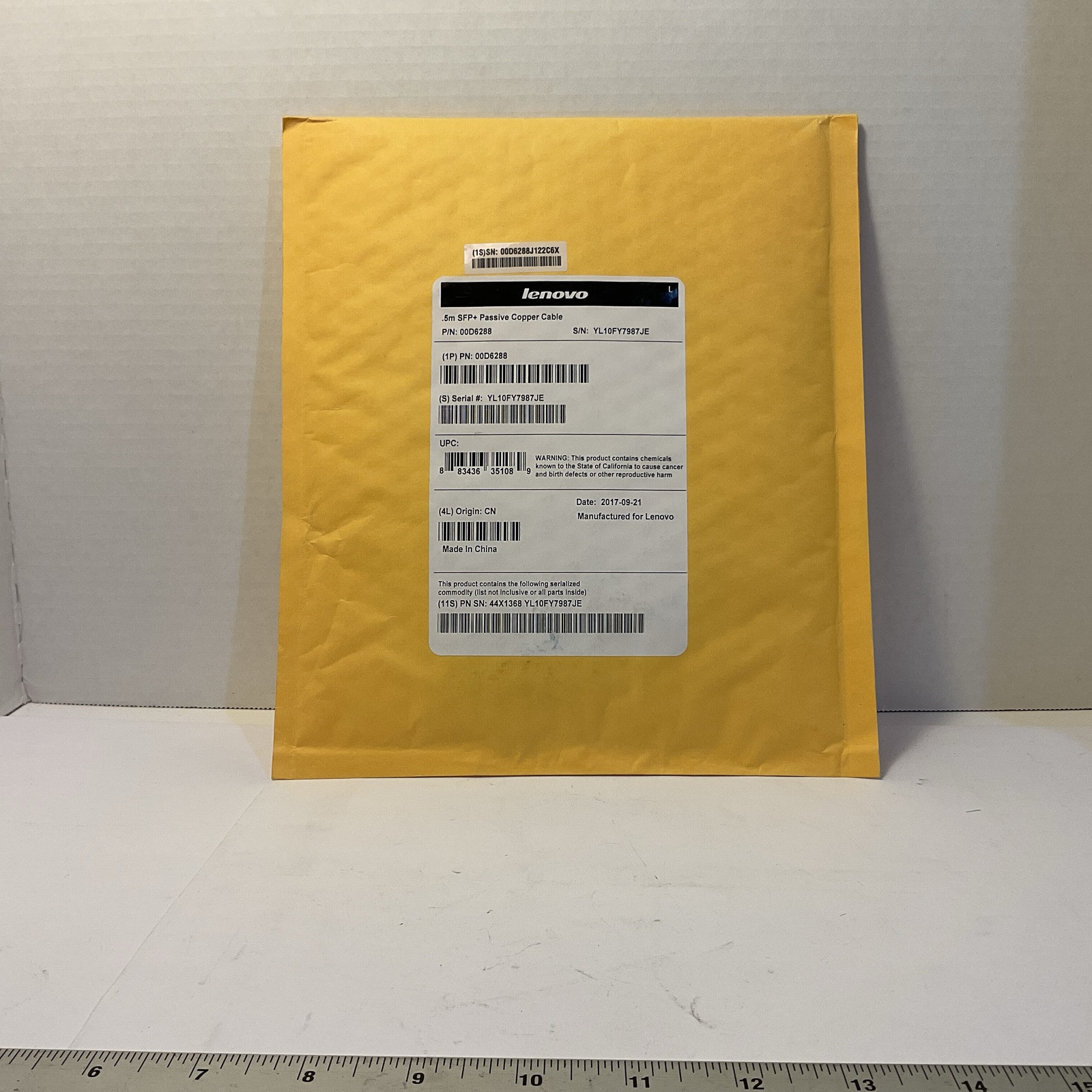 Lenovo 0.5 SFP+ Passive copper Cable 00d6288 brand new factory sealed