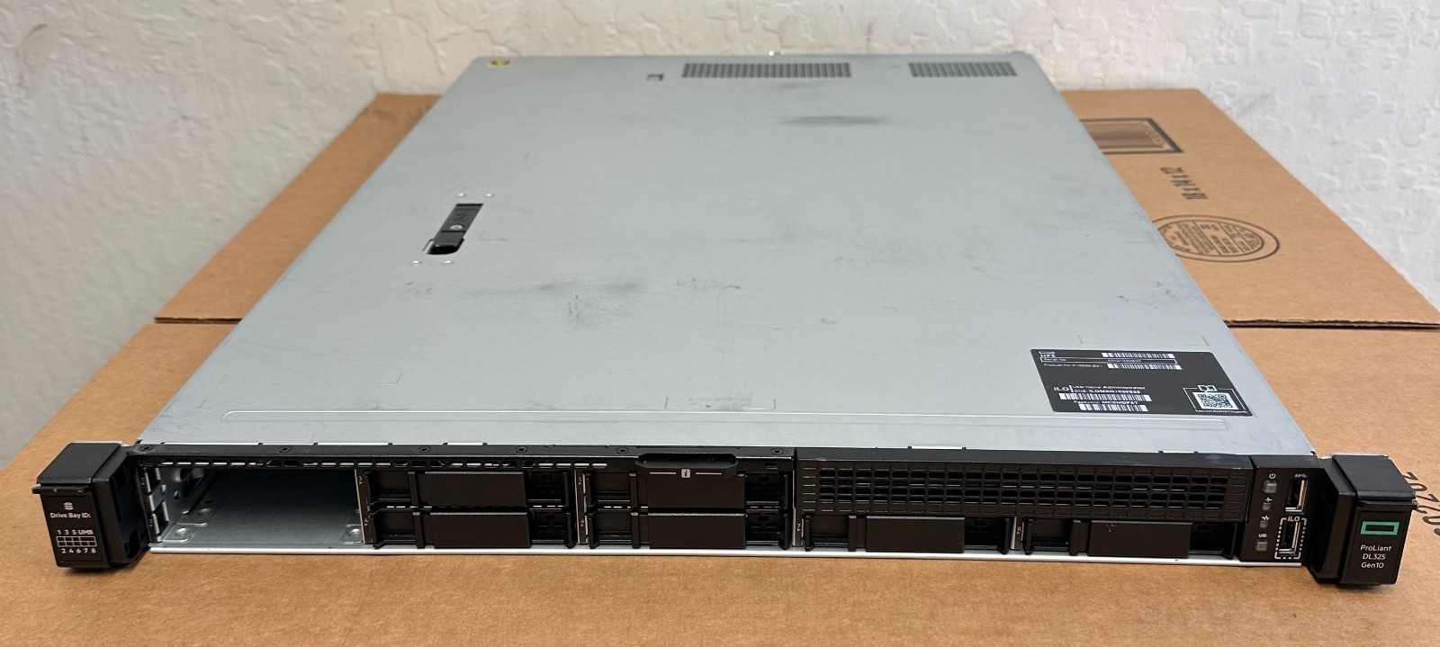 HP ProLiant DL325 Gen10 Server 8 bay AMD EPYC 7402P 24 Core 2.8Ghz 64GB 4x10GbE