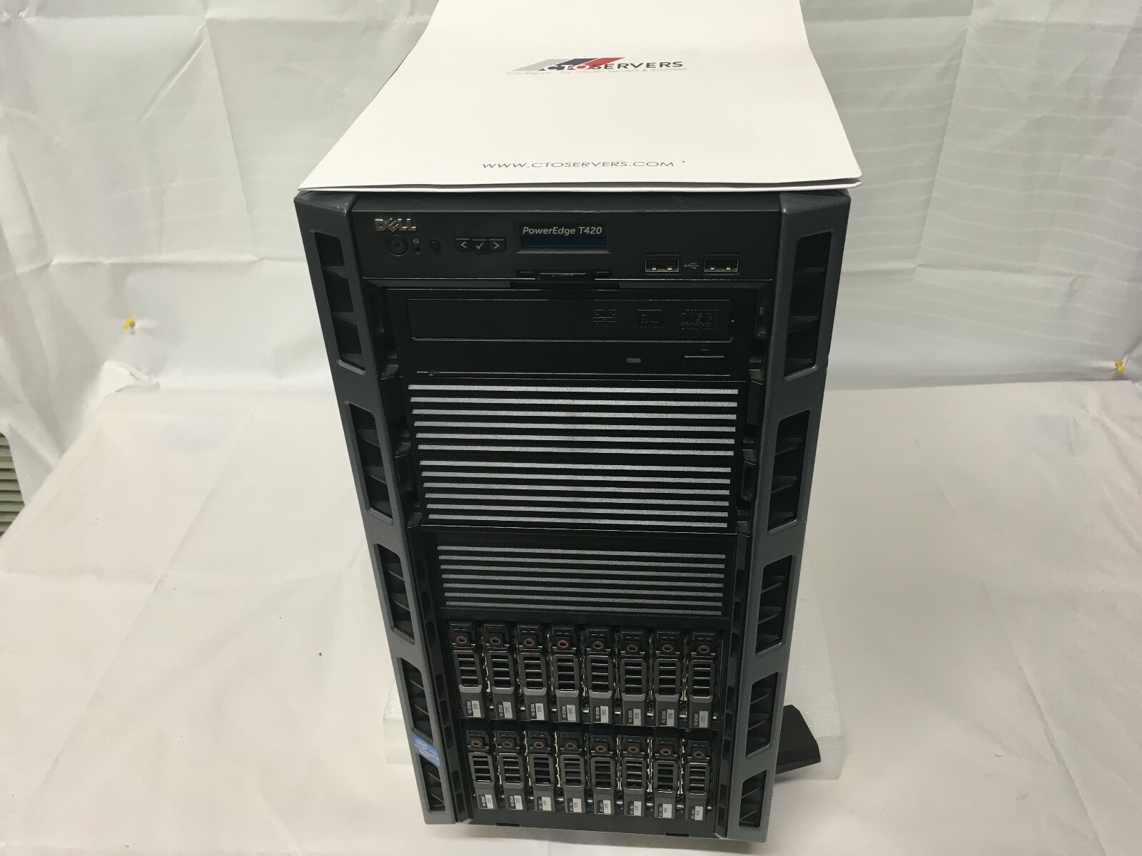 DELL PE T420 Tower Server 2x E5-2440 96GB RAM 400GB SSD 14 x 900GB SFF SAS 16SFF