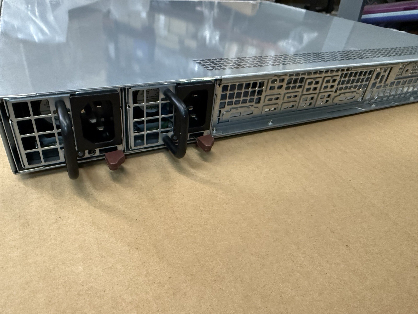 SuperMicro CSE-813M Server Chassis W/ Power Supply / Cables / Track