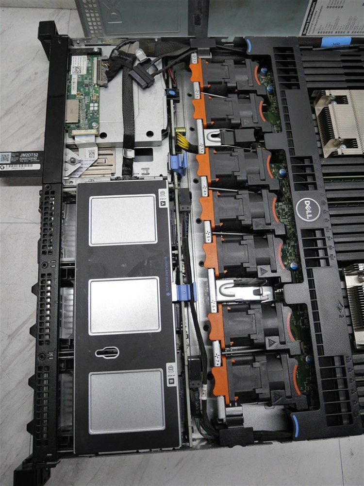 Dell Poweredge R630 2 Six Core Intel Xeon E5-2630 v3 @ 2.4GHz 32GB RAM + RAID!