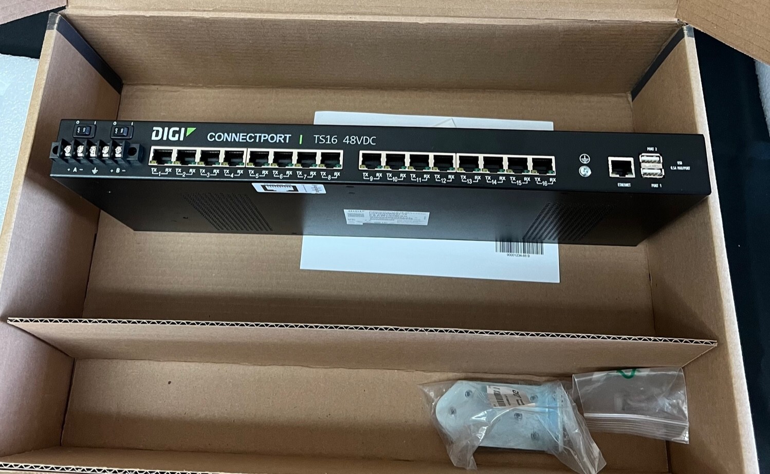 DIGI ConnectPort TS16 48VDC 70002538 Terminal Server RS-232 Ethernet Integration