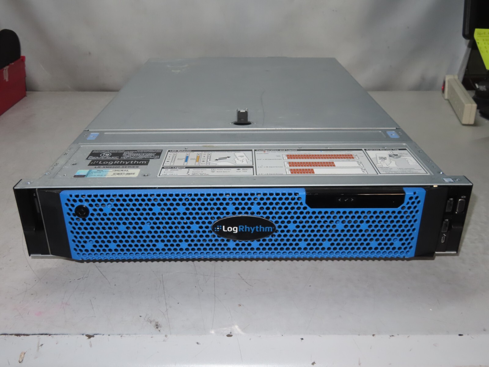 Dell R740 CPU dual Xeon Silver 4114 2.2 GHz RAM 64GB with empty caddies