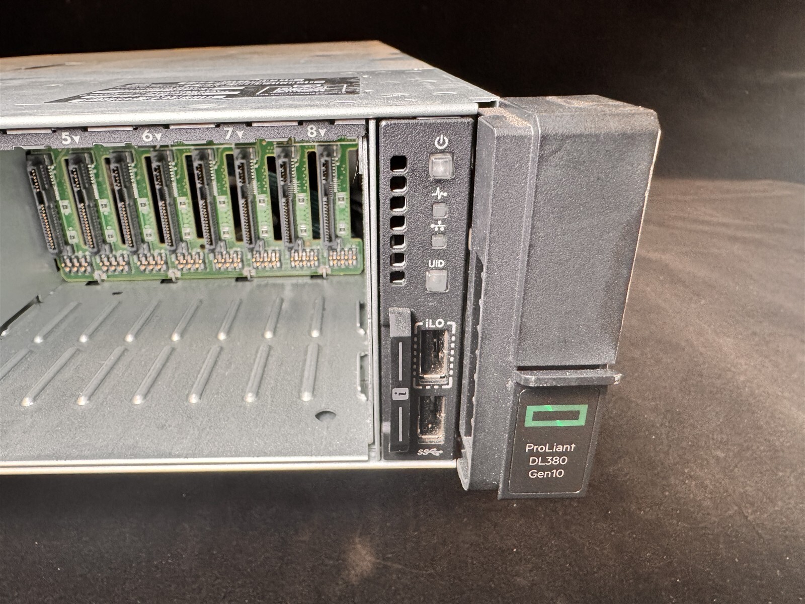 HPE ProLiant DL380 Gen10 G10 8SFF 2x 6C GOLD 6128 3.4GHz 128GB RAM 2x 2TB SSD
