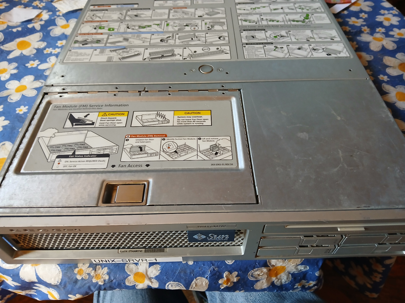 Sun Microsystems Sunfire X4200 M2 GS2 Hard Drive Data Server Rack